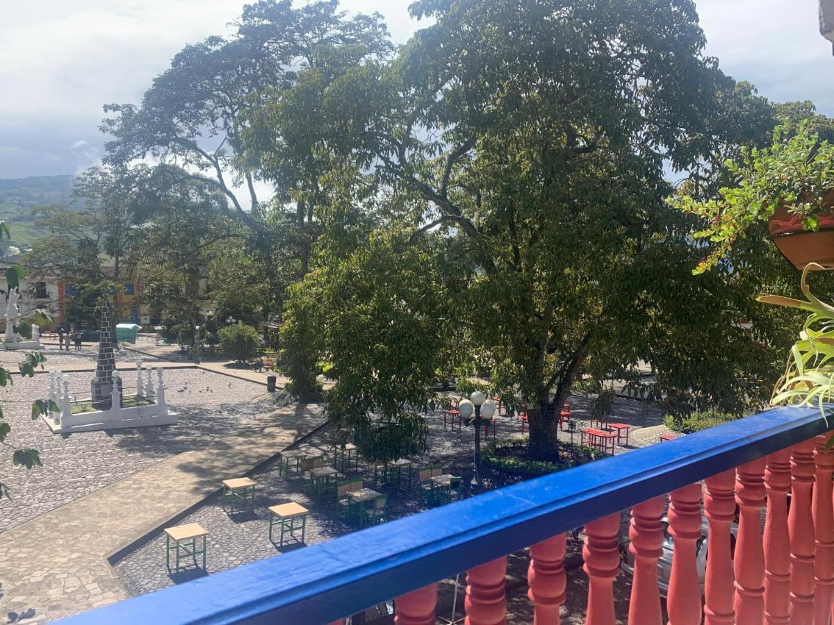 Hospedaje Casa Rosa Jardín Dış mekan fotoğraf